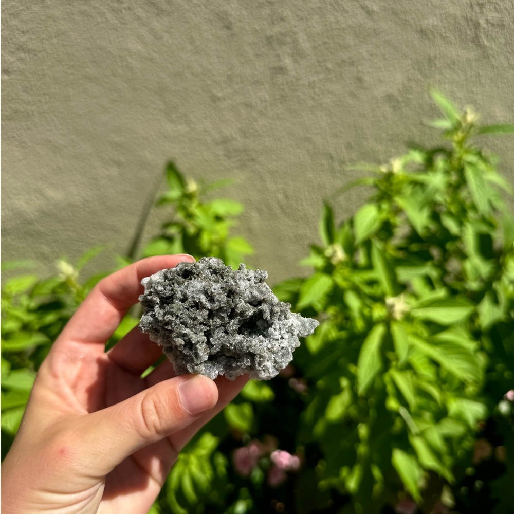 Small Quartz‎ Crystal Cluster - Picture 2 of 2